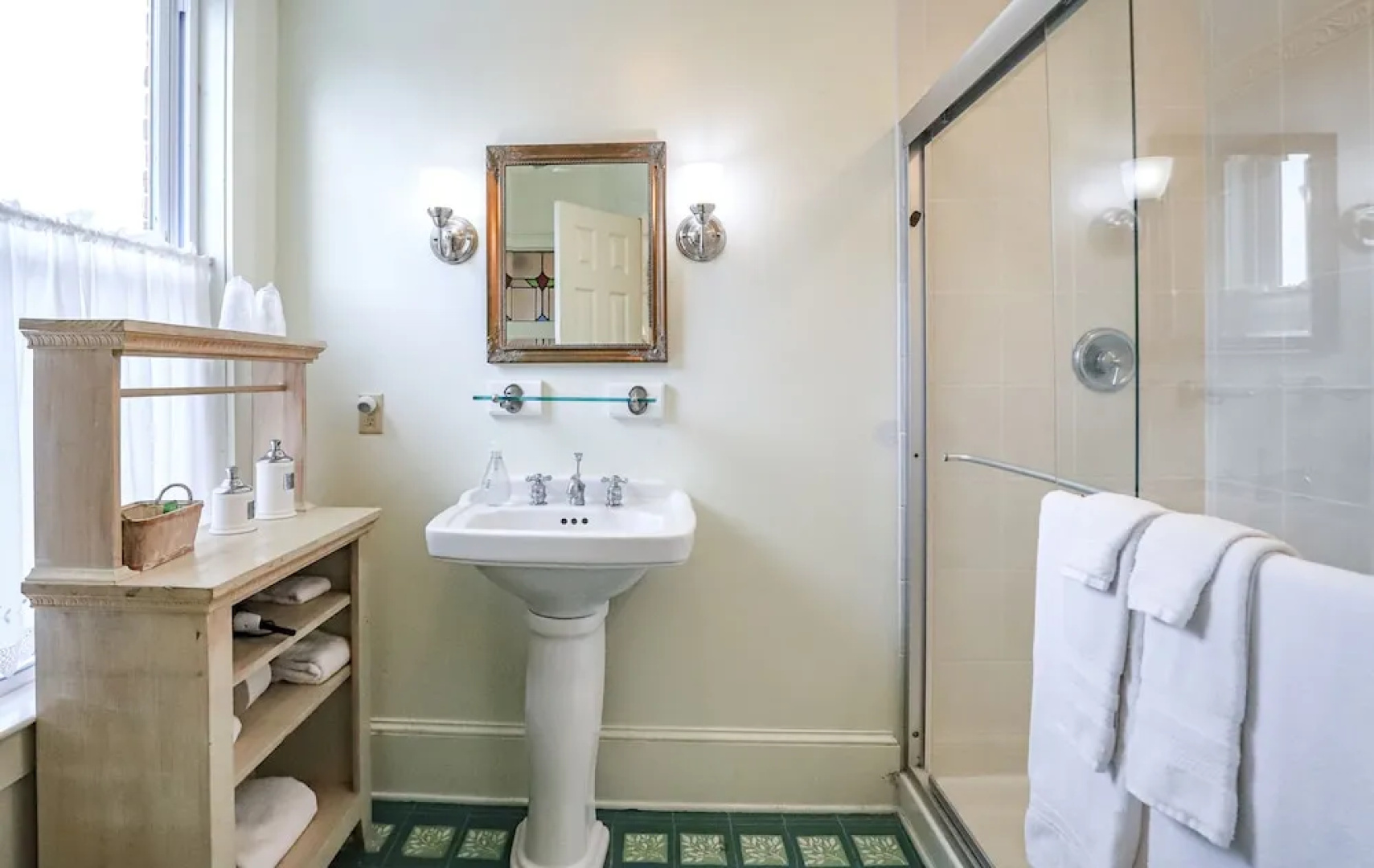The Charlotte Hotel & Restaurant
