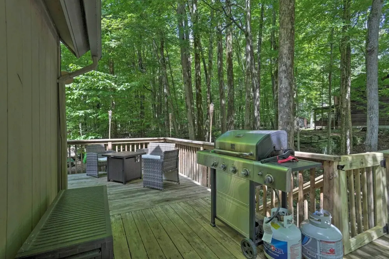 Dog-friendly Lake Ariel Resort Home w/ Deck!