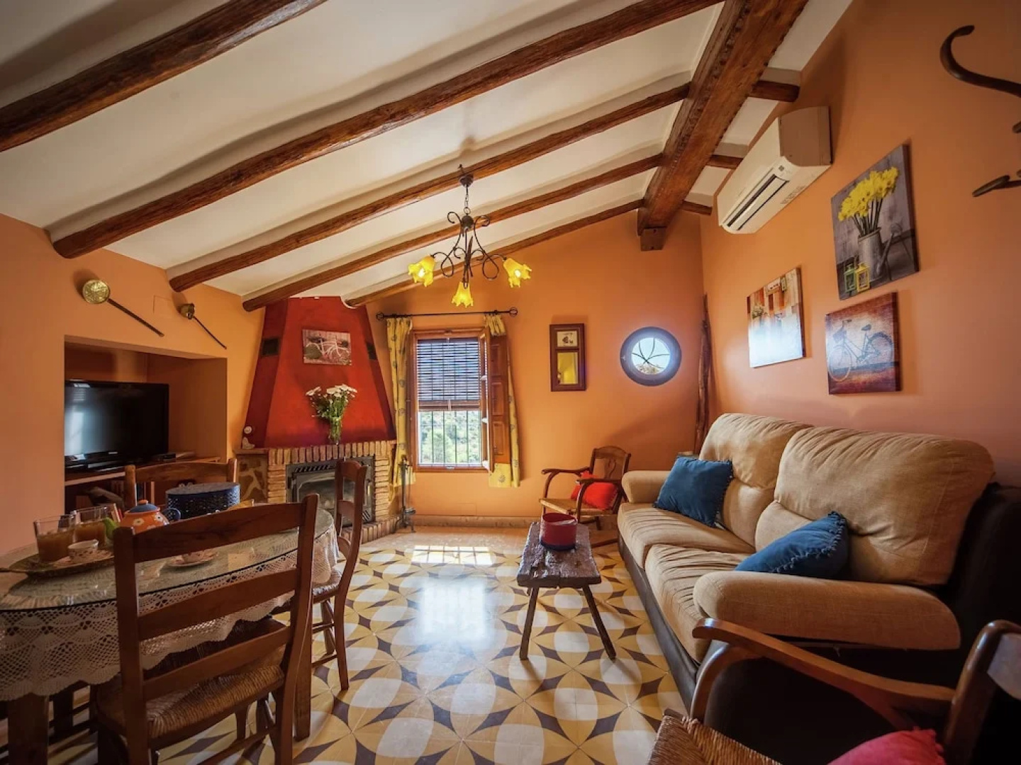 Rural Apartment With Pool And Jacuzzi In An Old Andalusian Country Hous