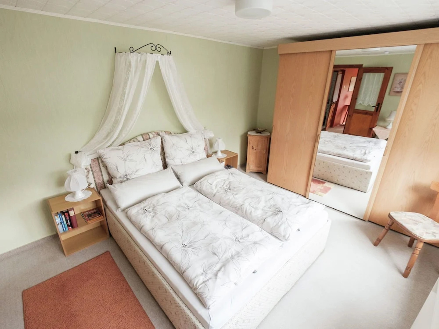 Attractive Holiday Home in Gntersberge With Roof Terrace