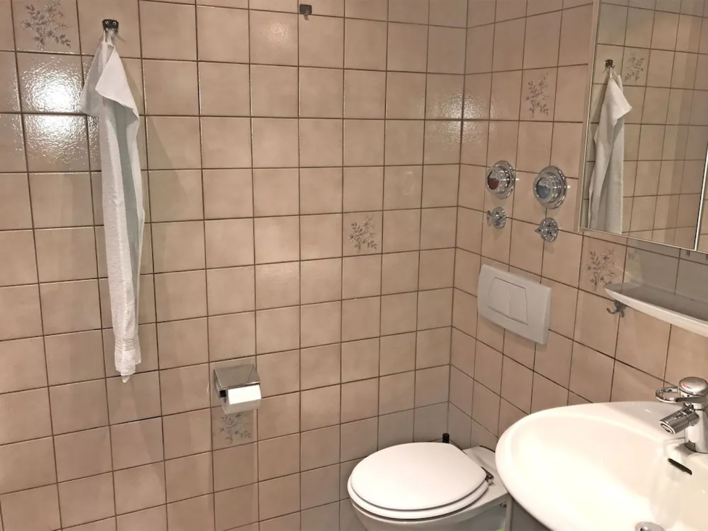 Lovely Apartment With Private Terrace, Heating and Barbecue