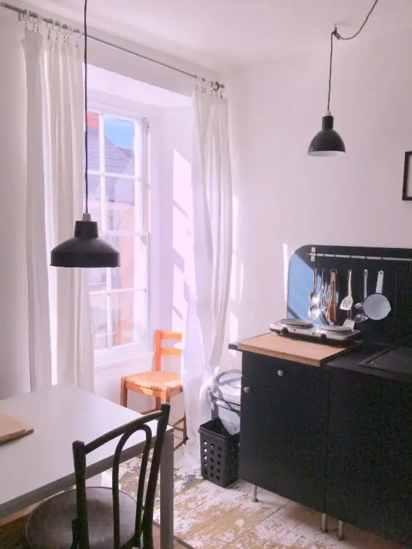 The Art Room Apartment