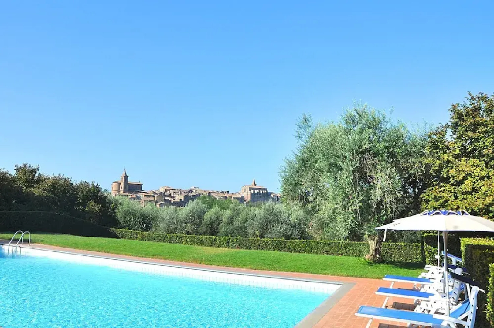 Villa Montecasciano - 8 Sleeps Private Garden