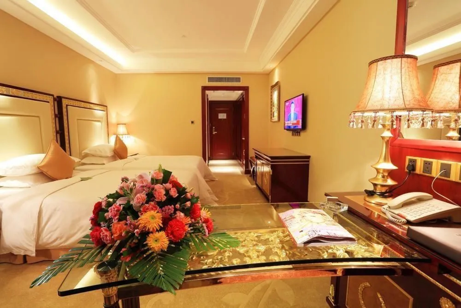 Zhang Jia Jie Cili Hotel