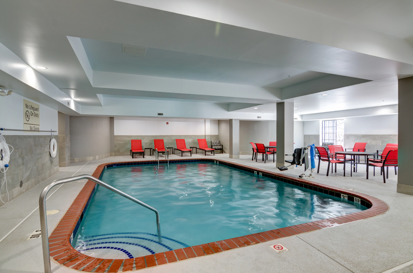 Hampton Inn & Suites Parkersburg Downtown