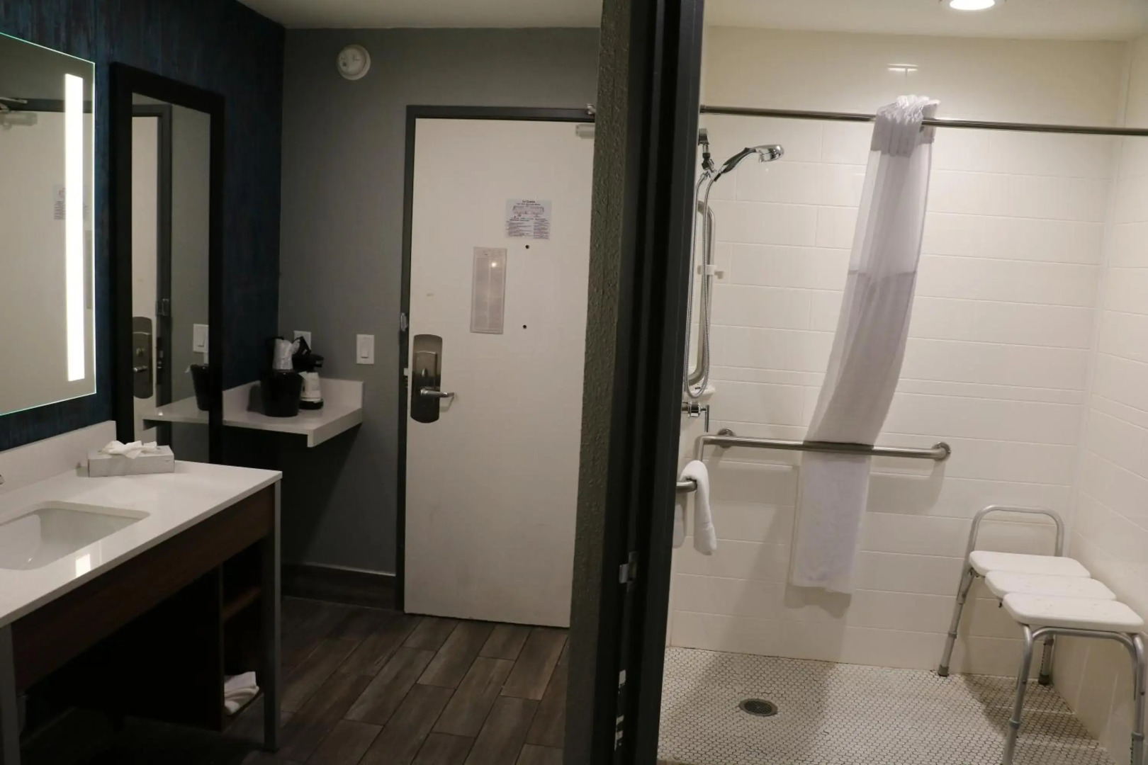 Studio 6 Huntsville, AL - US Space & Rocket Center