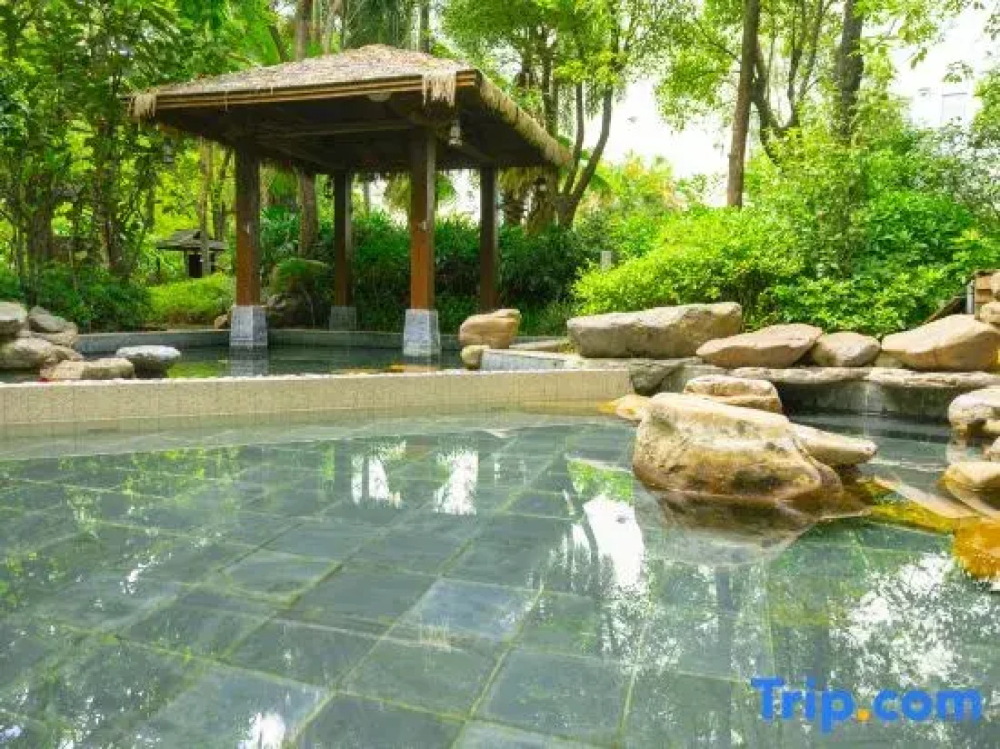 Kun City Resort & Spa