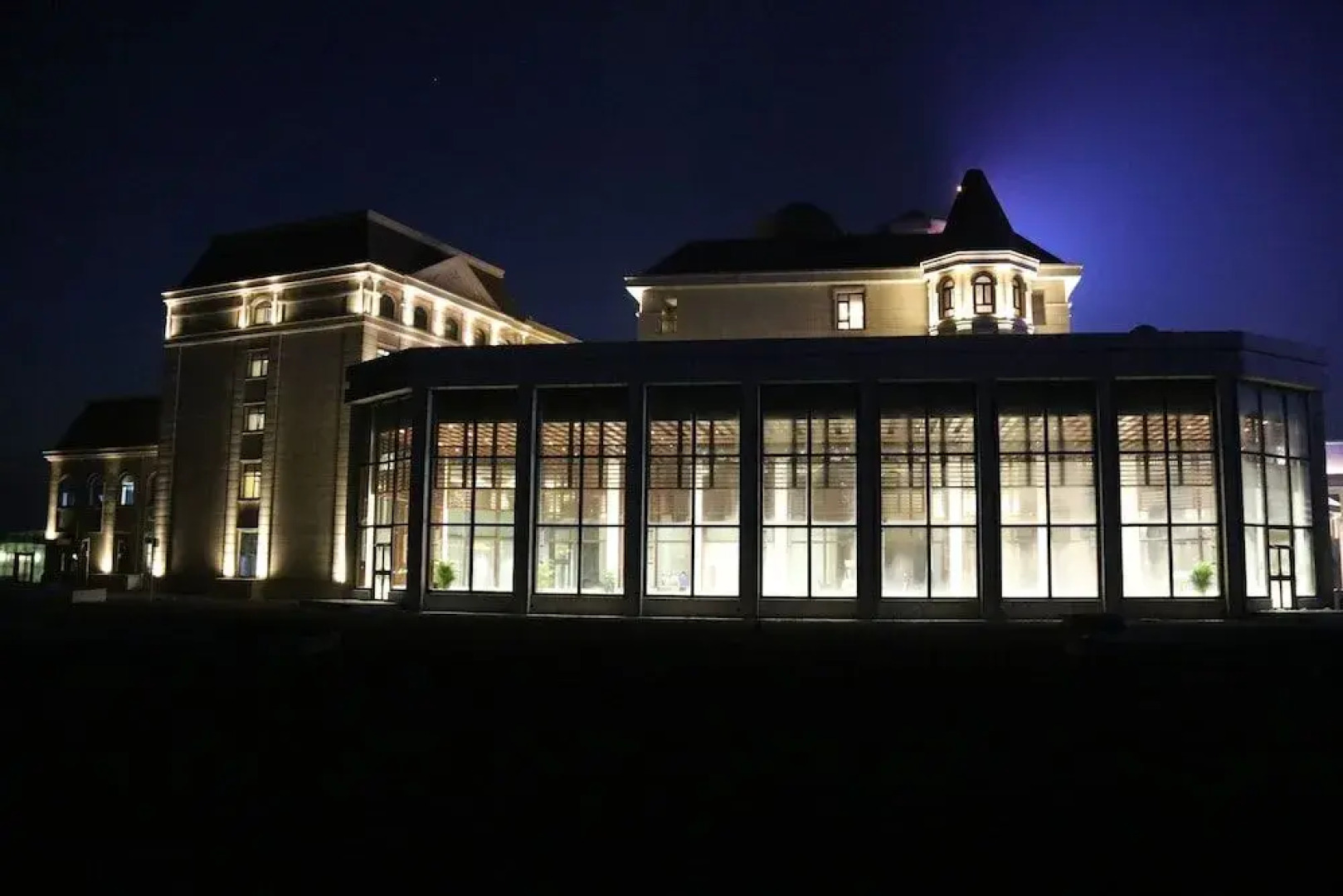 Zhuo Run Hot Spring Jian Guo Hotel