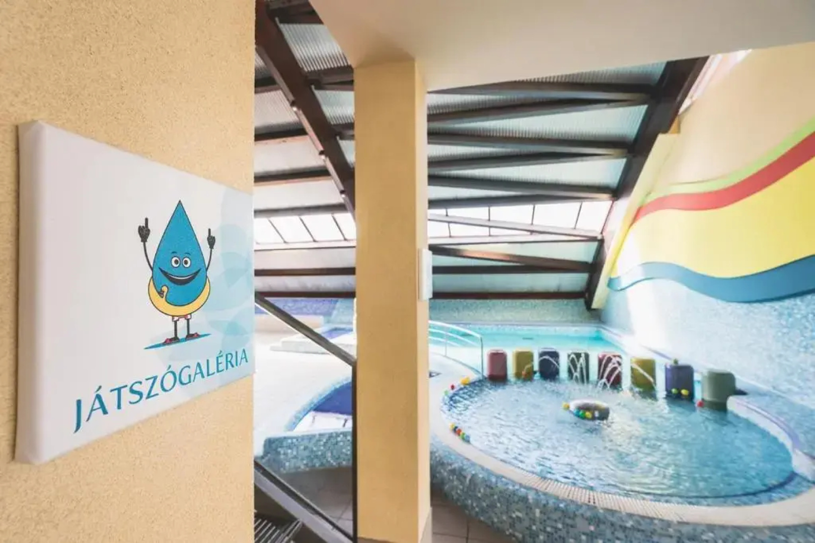 Aqua Camp Mobilházak - Thermál Kemping Tiszakécske