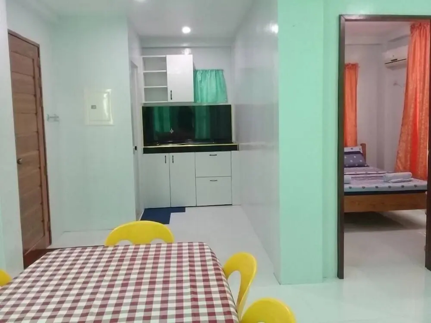 3J's Pension House