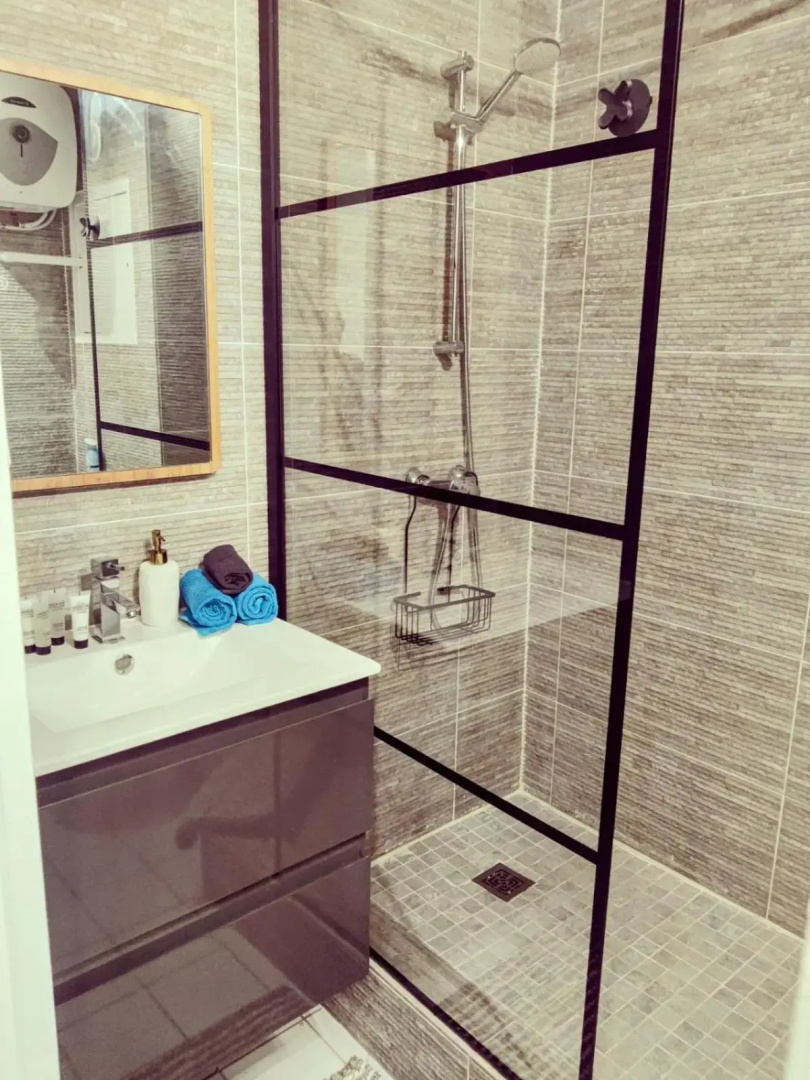 Mady's Retreat 1 bedroom apartment ideally located
