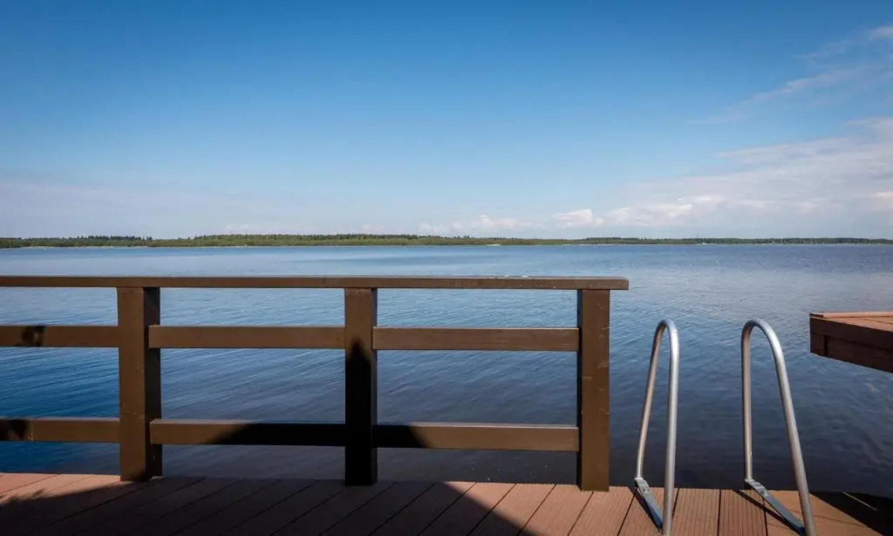 Reelinki Seafront Villa Amando