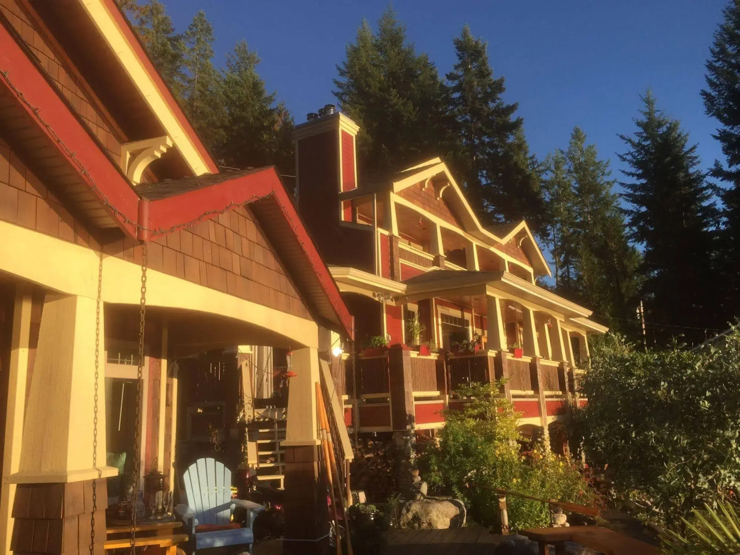 The Tuwanek Hotel and Spa