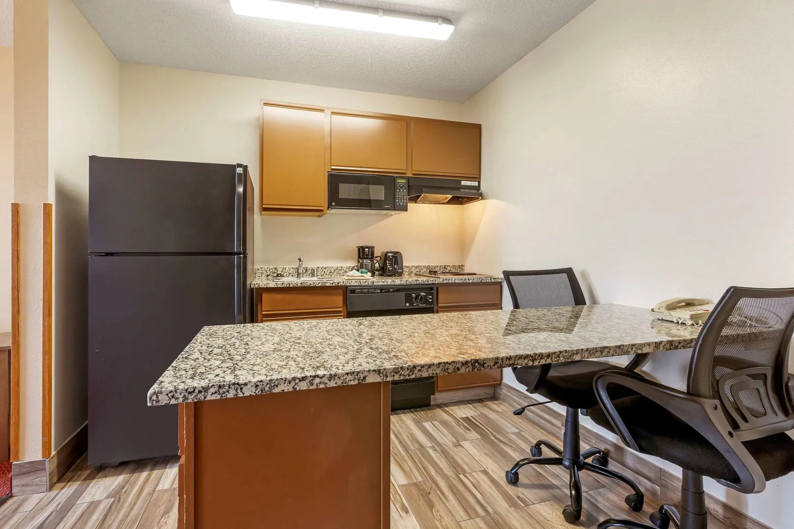 MainStay Suites Dubuque at Hwy 20