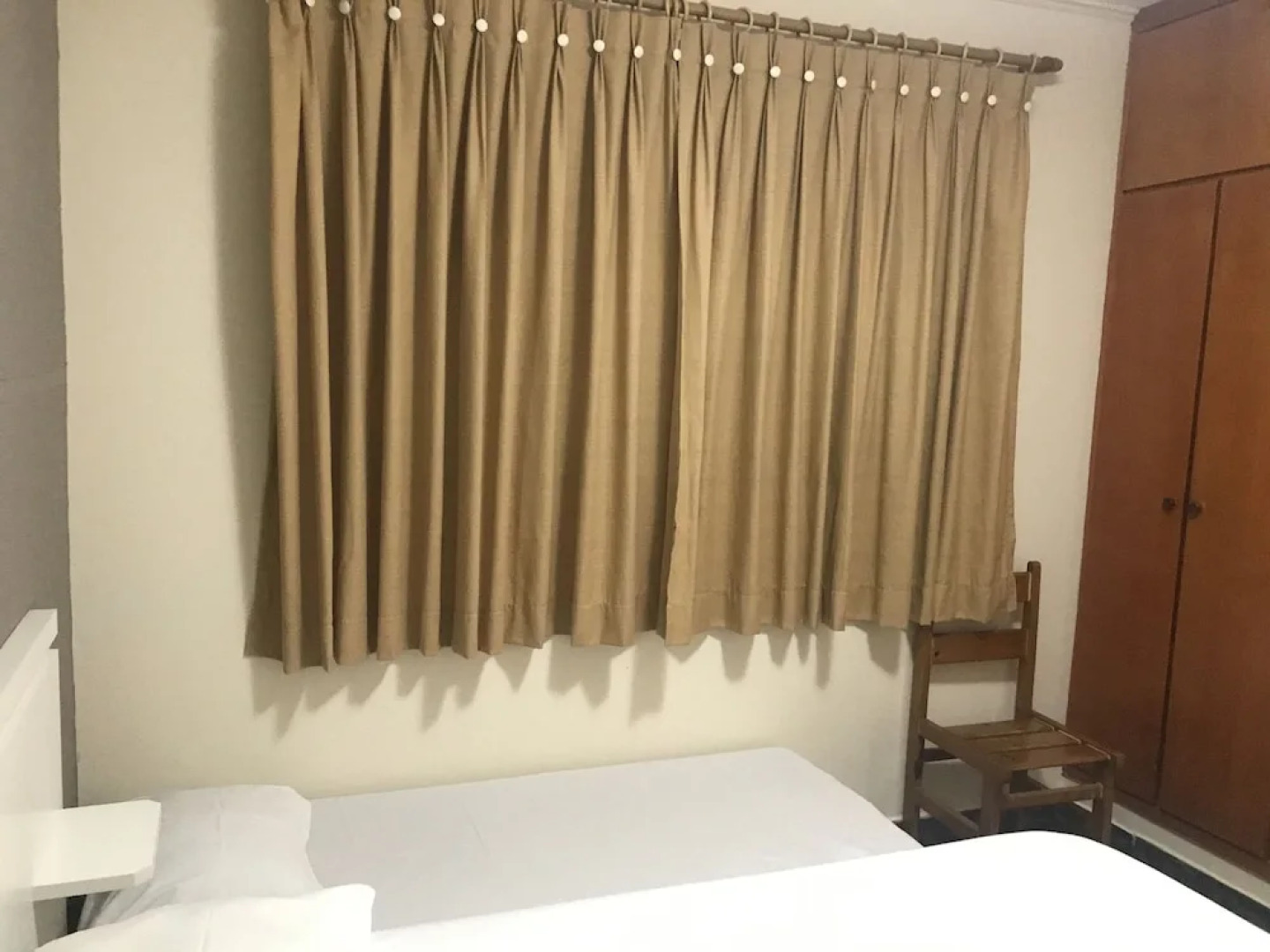 OYO Florenza Palace Hotel