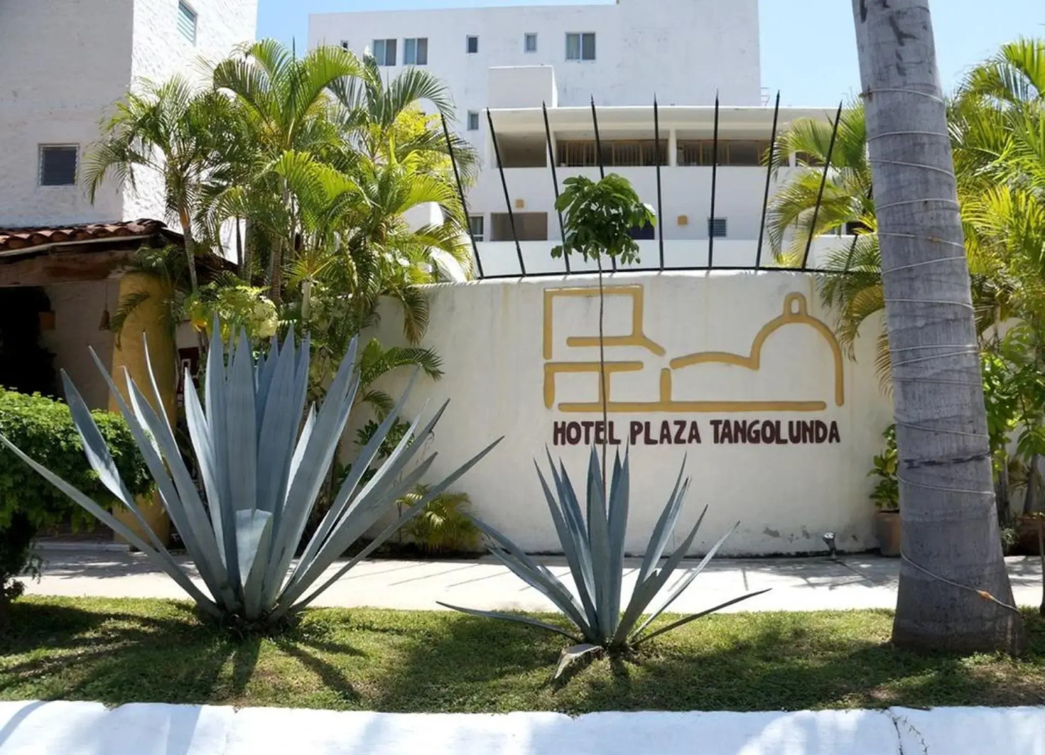 Hotel Plaza Tangolunda