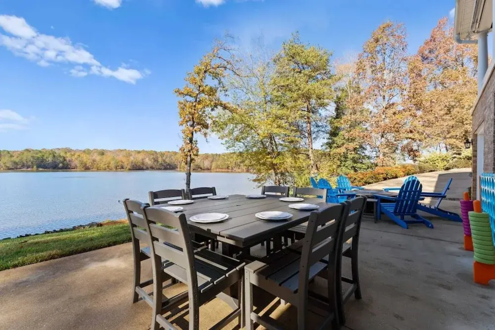 Sunset Pointe by Avantstay Waterfront, Beach, Fire Pit Sleeps 14 5bdr 4BA