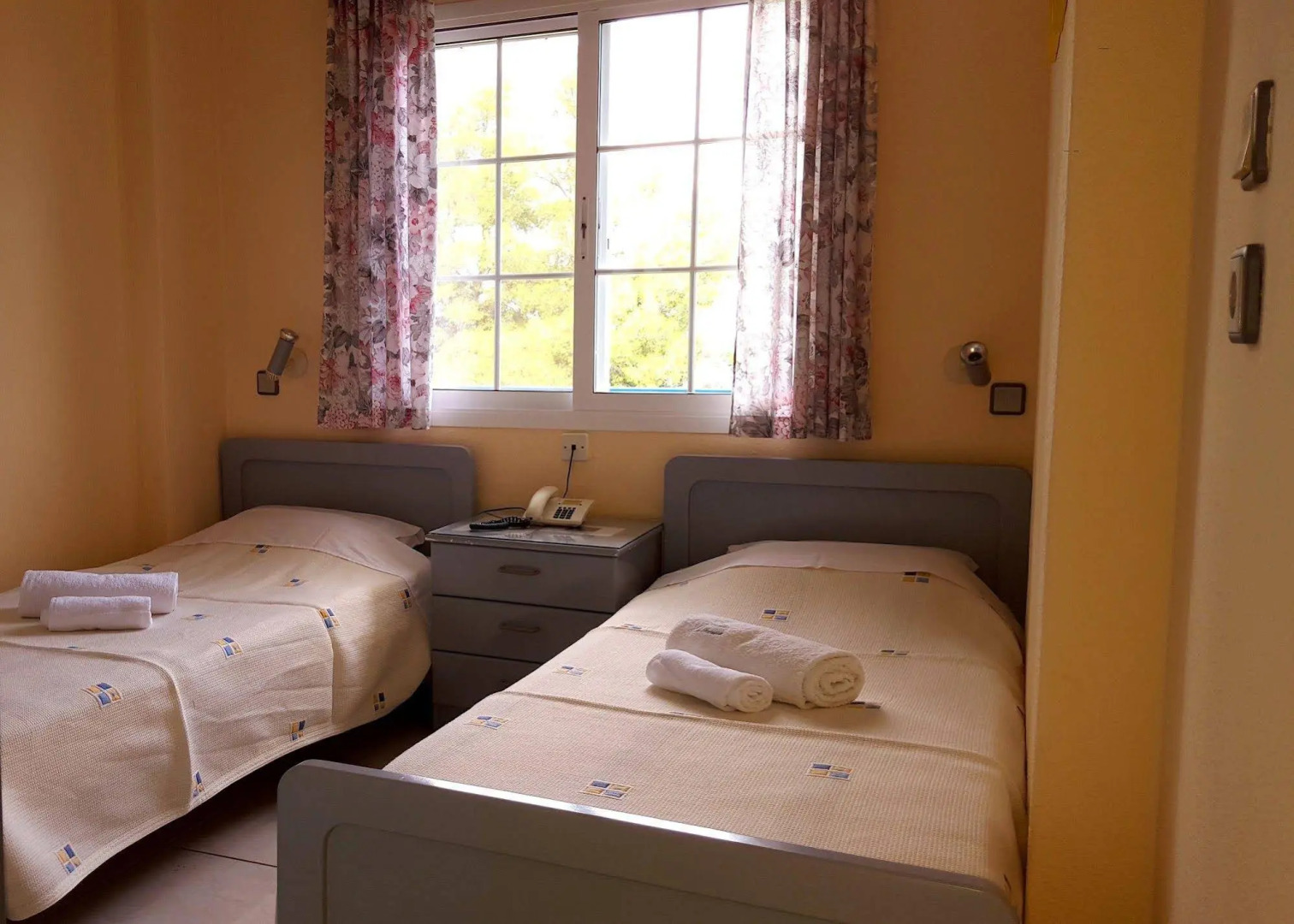 Roditsa Patritsia Apartments