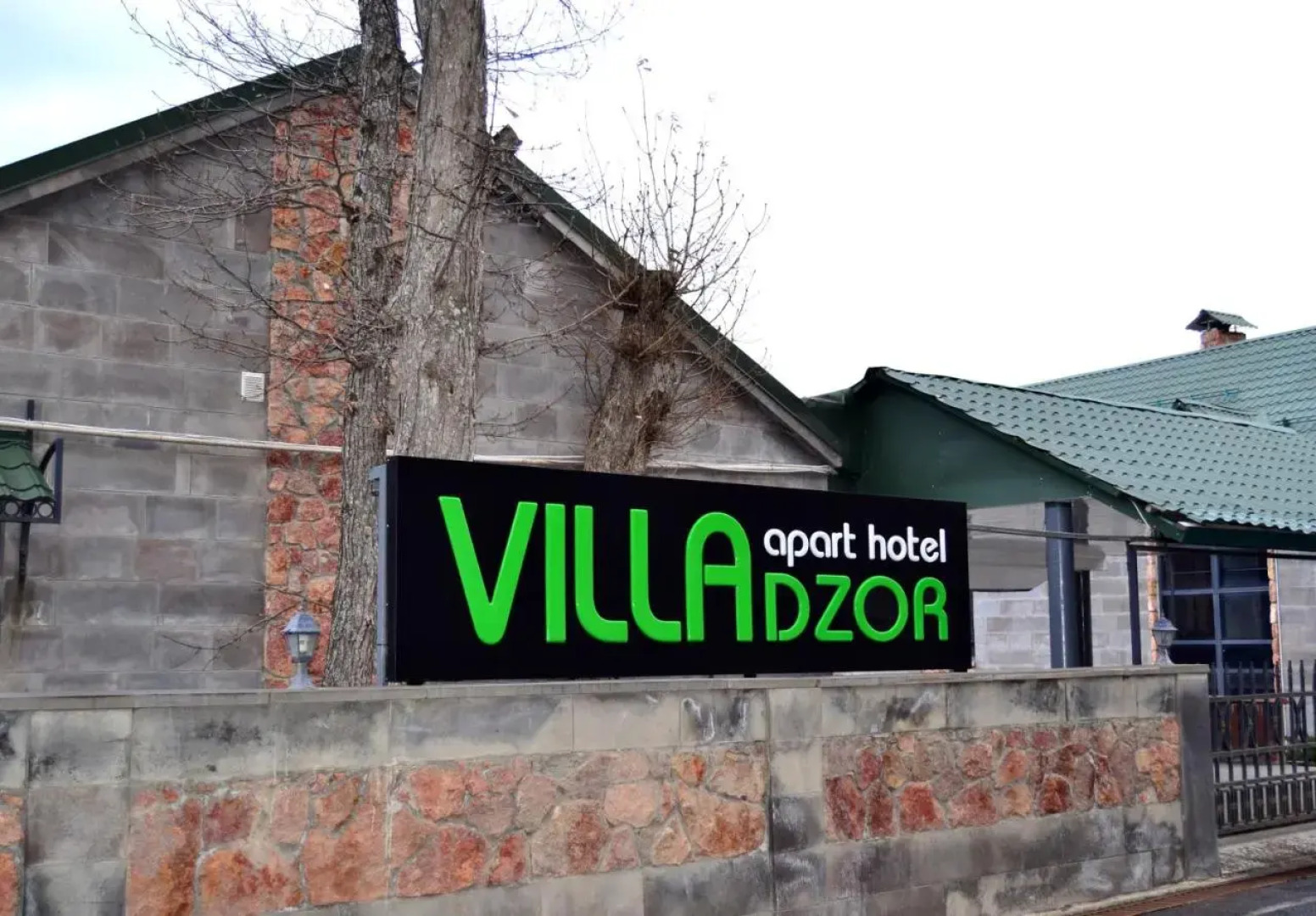 Villadzor Apart Hotel