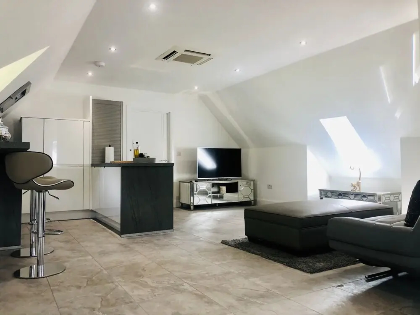 Stunning 1-Bed Apartment in Clyde Valley