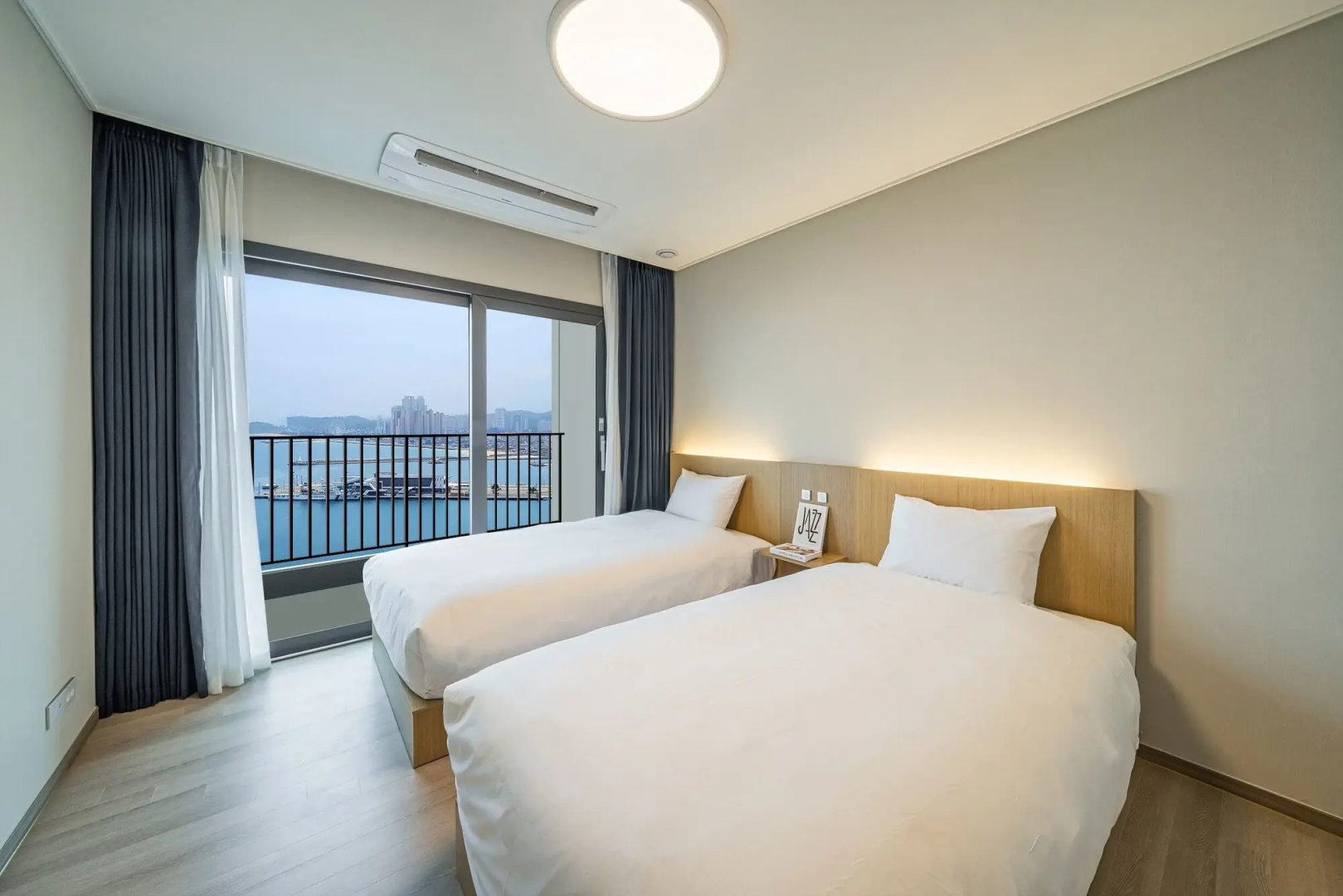 Sokcho I Park Suite Hotel and Resort