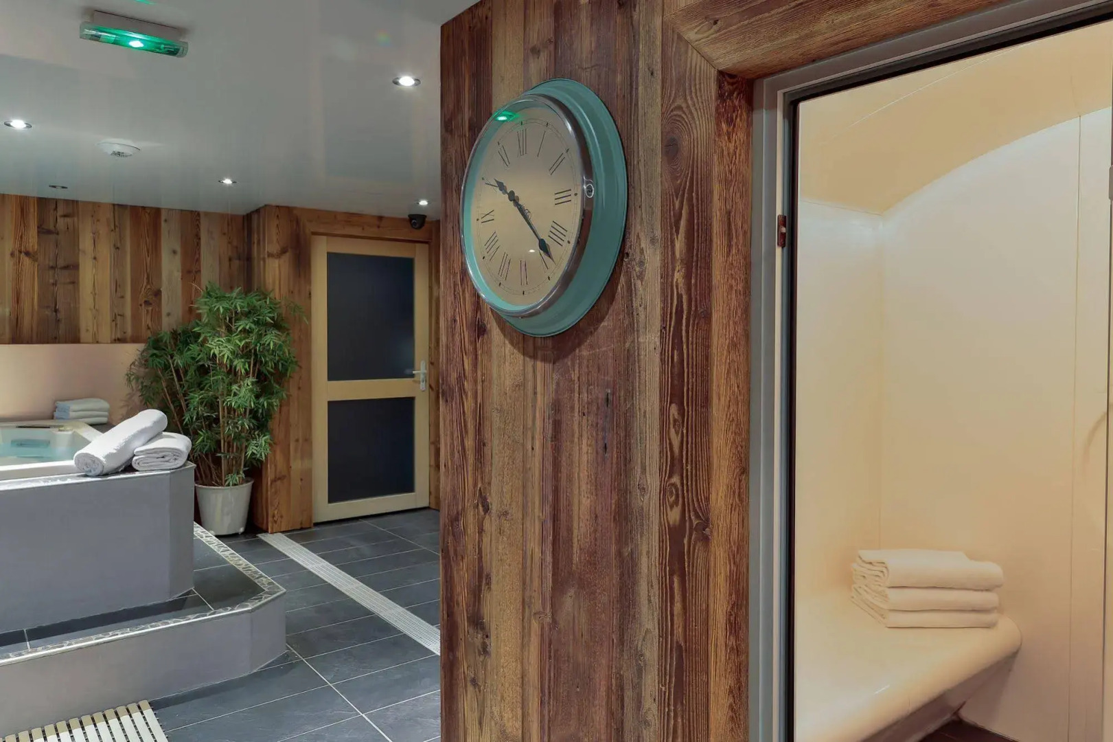 Hotel Restaurant Le Saint Antoine