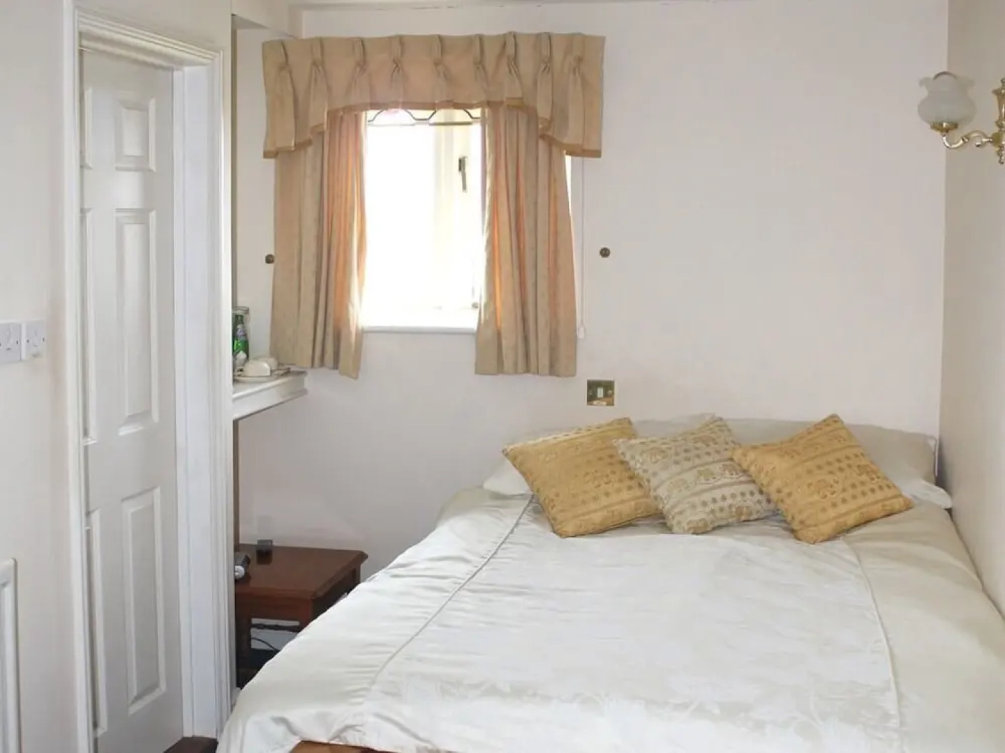 The Longham White Horse