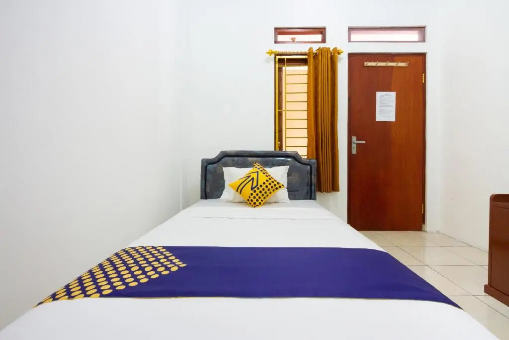 SPOT ON 2891 999 Guest House