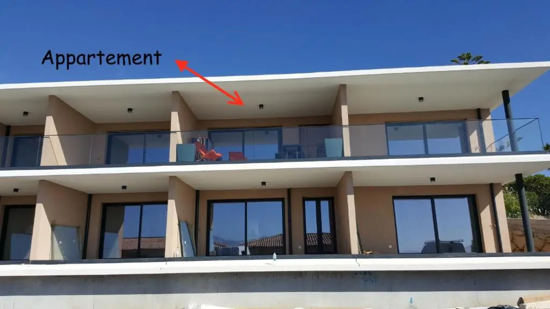 Appt vue mer Baie Ajaccio PietroBeach à 25m d'une crique magnifique