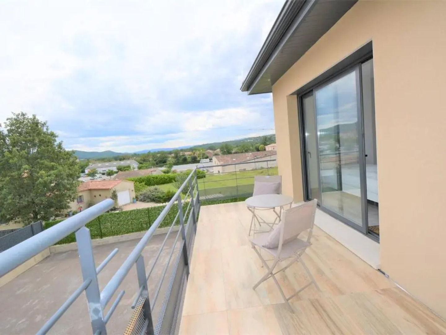 Maison Ruoms, 5 pièces, 8 personnes - FR-1-382-149