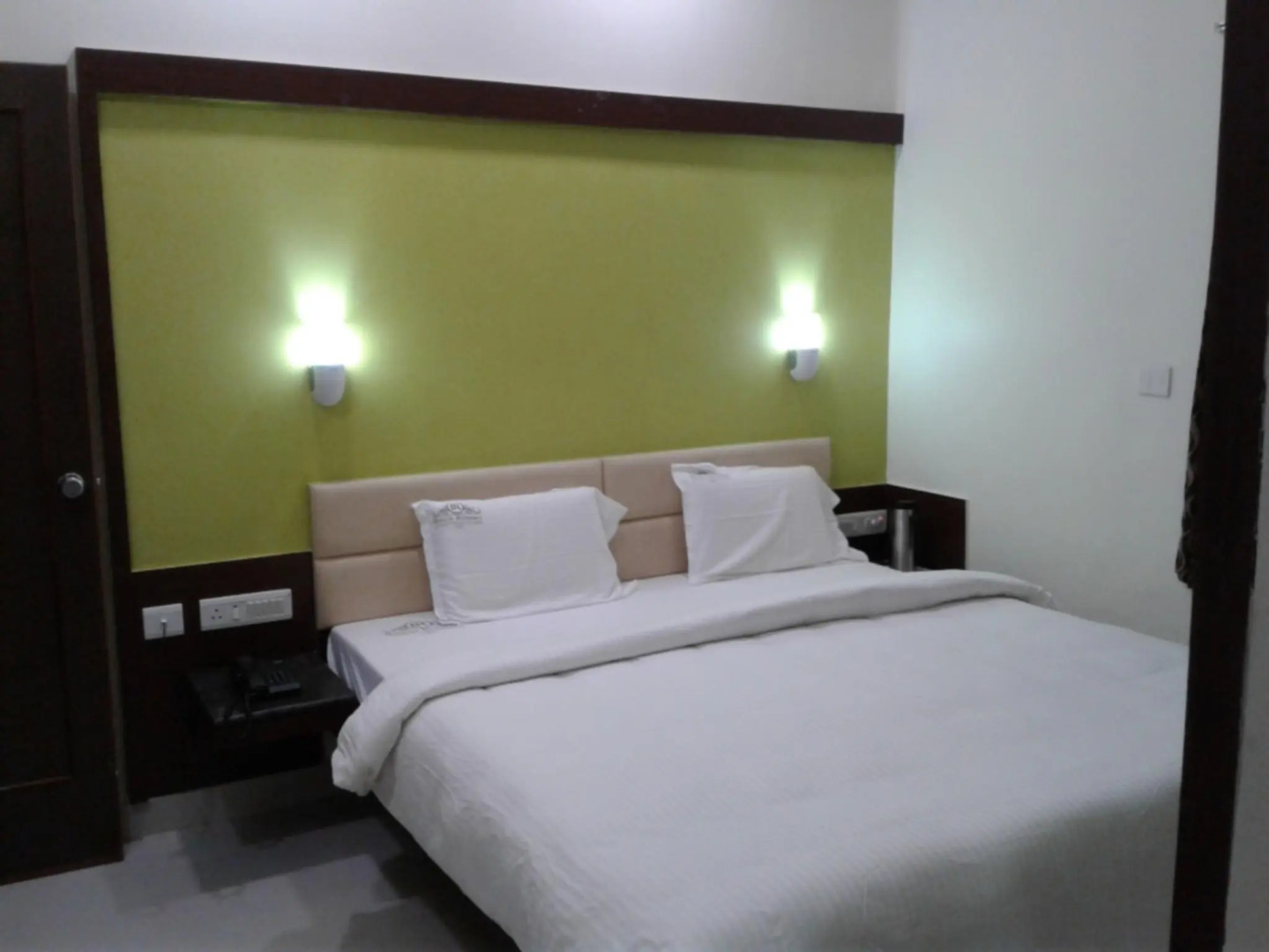 RB Residency - Paramakudi