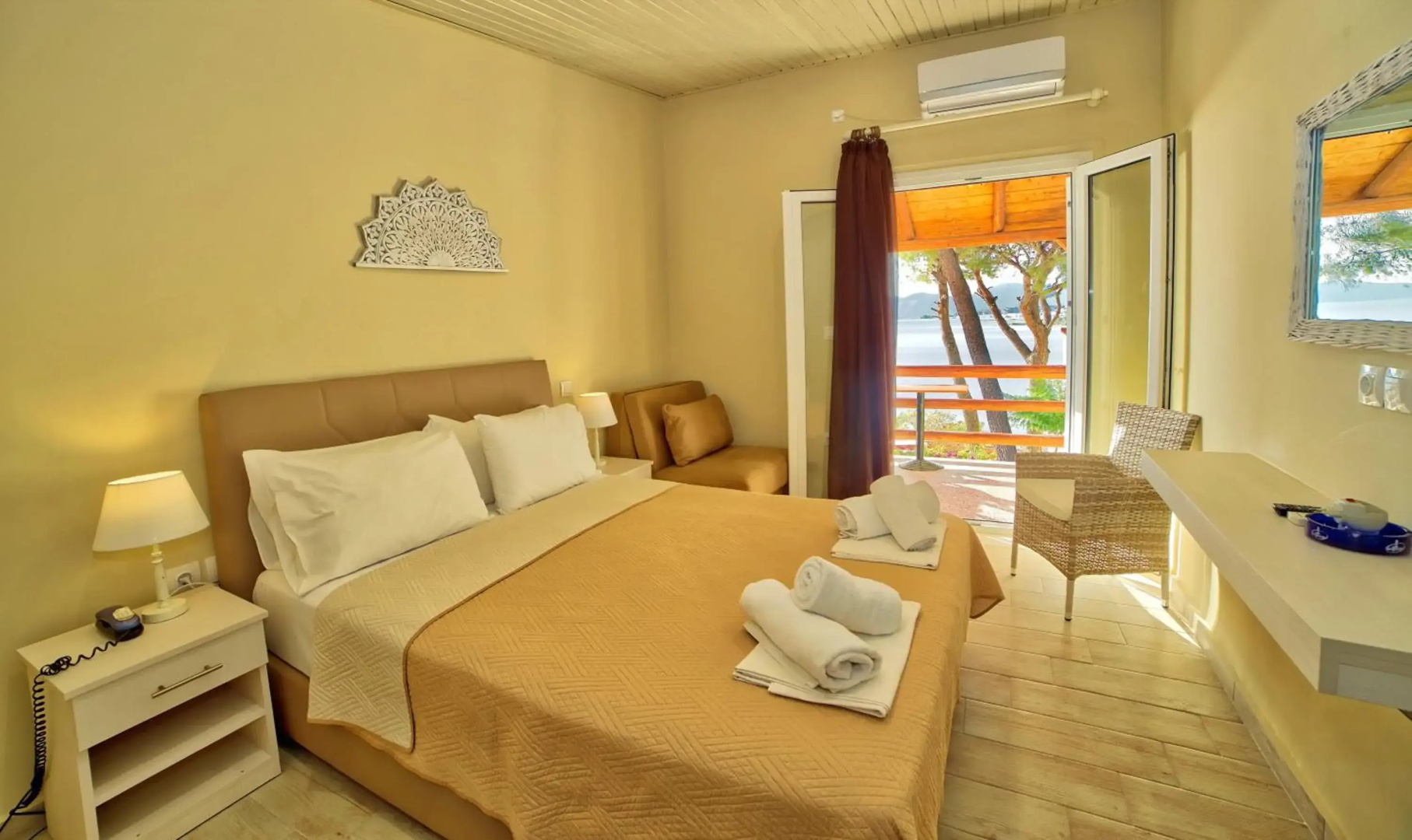 Venus Beach Bungalows Hotel