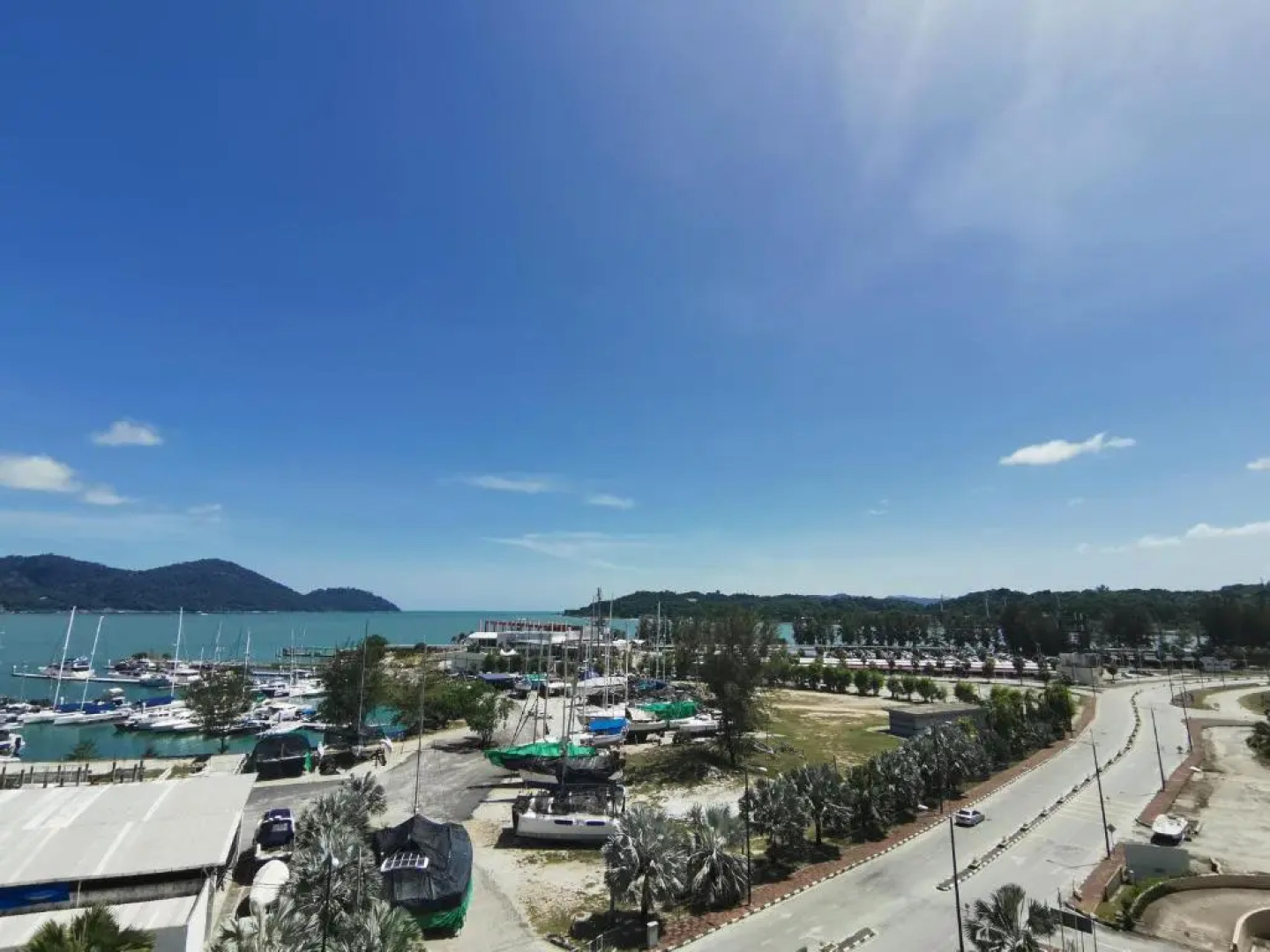 Rustic one bedroom unit for 4 pax with Sea View by JoMy Homestay