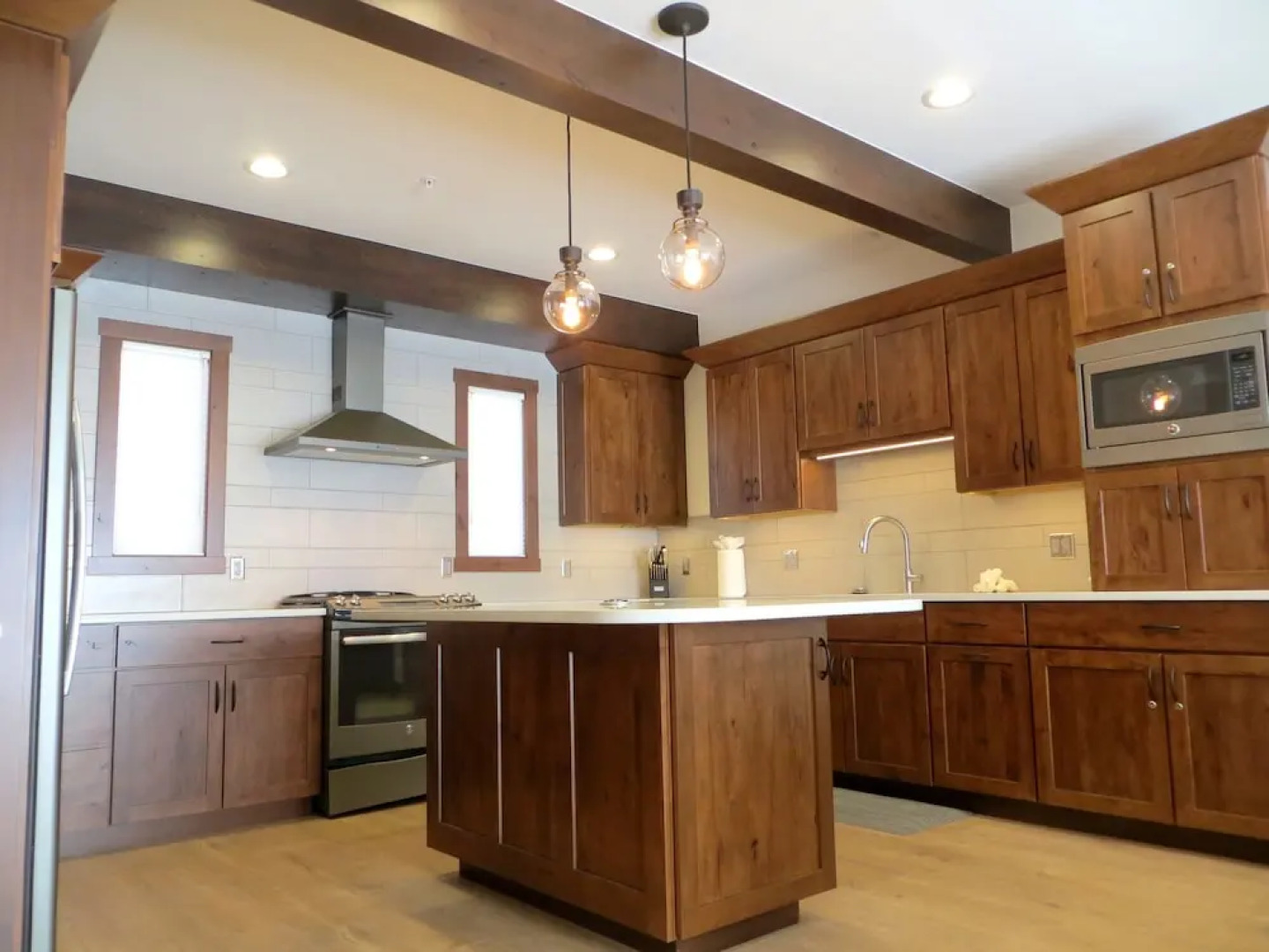 Crested Mountain North by CB Lodging