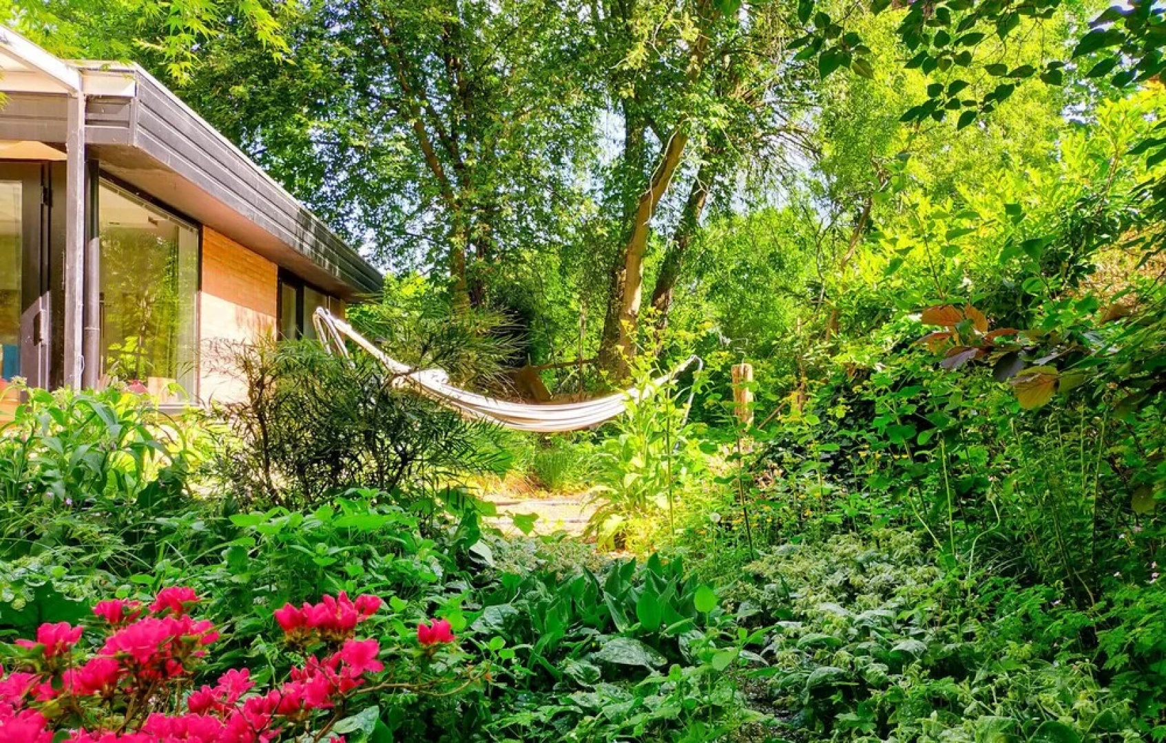 Beautiful Home in Rekem-lanaken With Wifi and 2 Bedrooms