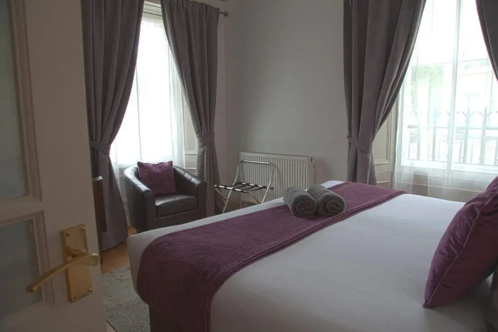 Auld Leigh-Lann Apartments