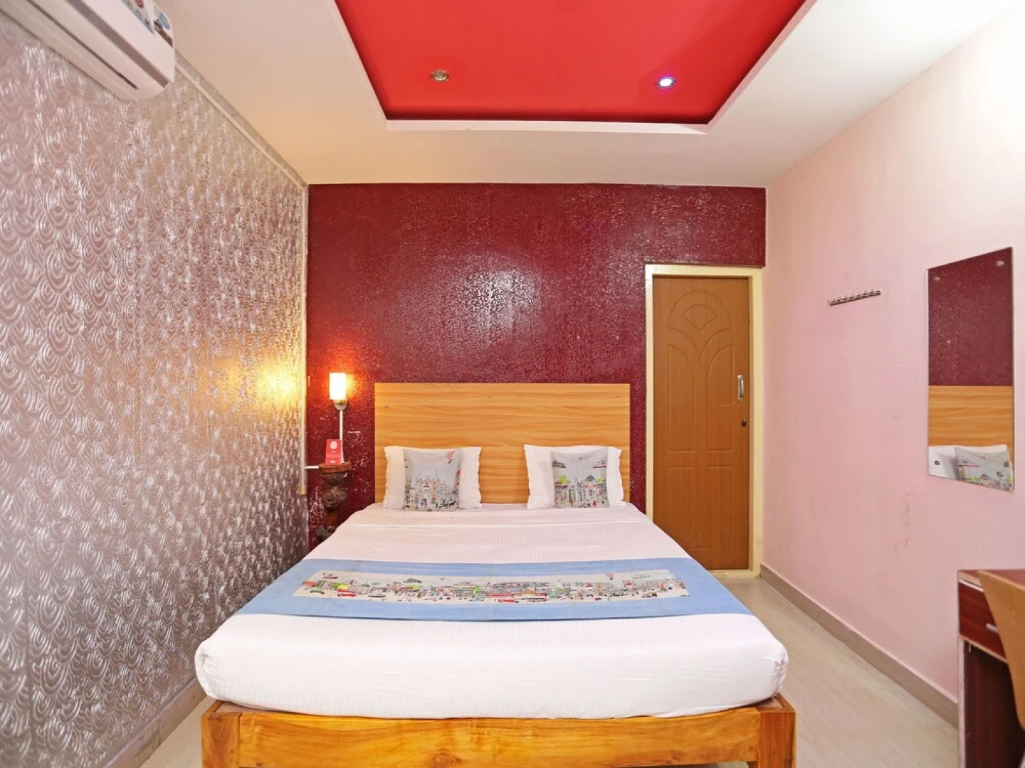 OYO 9592 Maharaja Palace Resort