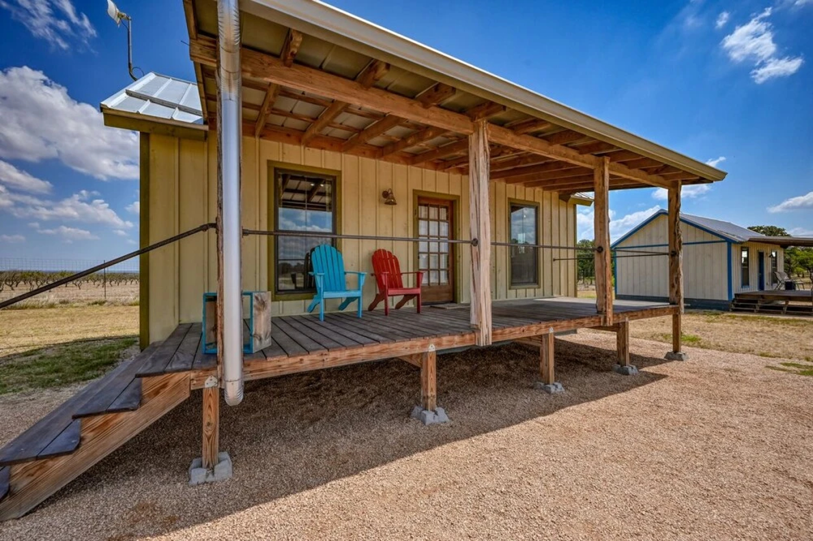 Quaint Cabin in the Heart of 290 Wine Trail