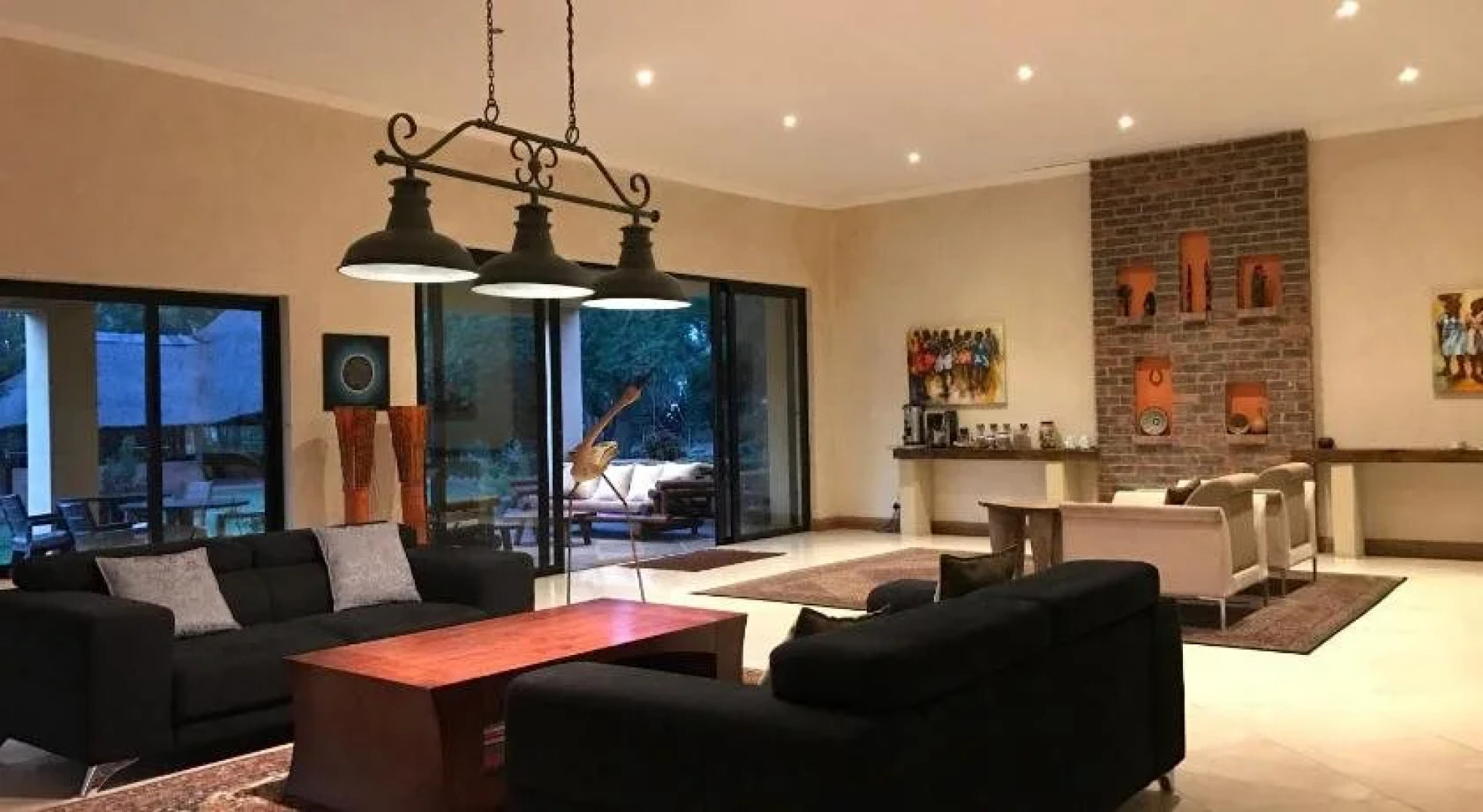 Aramesh Luxury Guesthouse