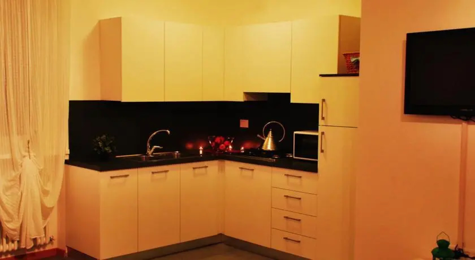 Arco Bed And Camping