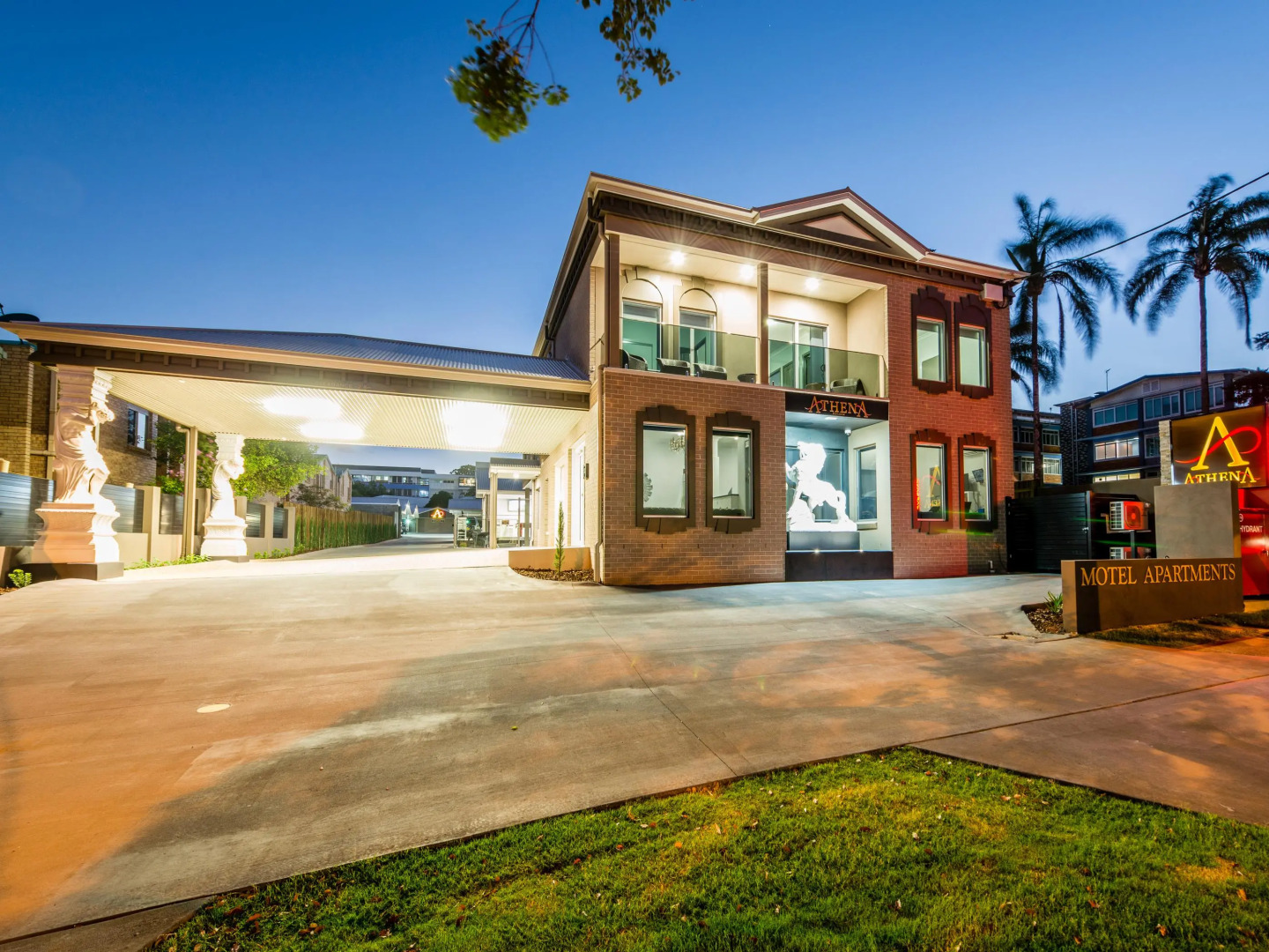 Athena Motel Apartments