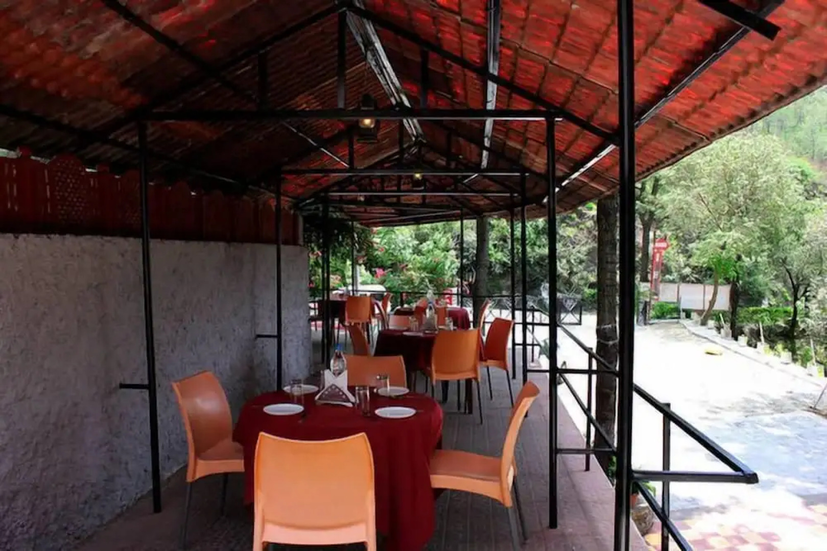 ADB Rooms Falcon Crest