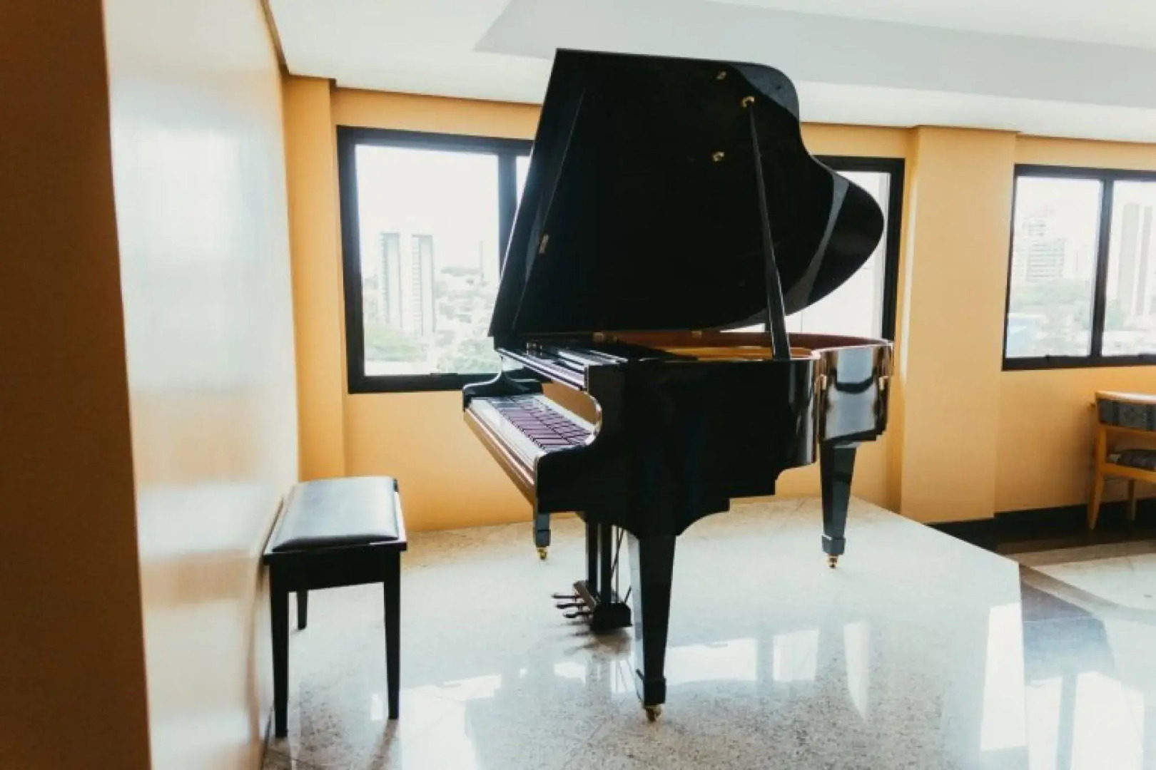 Summit Suítes Hotel Jundiaí