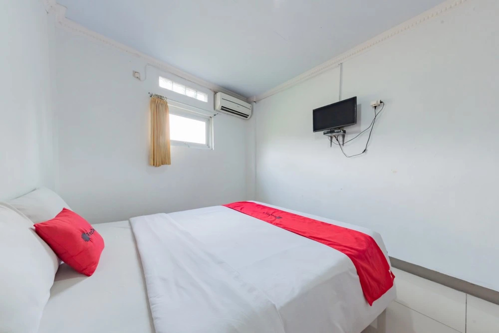 RedDoorz Syariah @ Pantai Pelabuhan Ratu