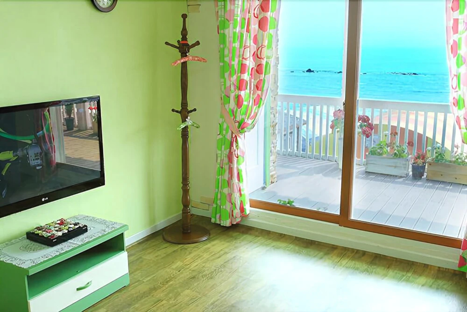 Anmyoendo Gomseom Simile Pension