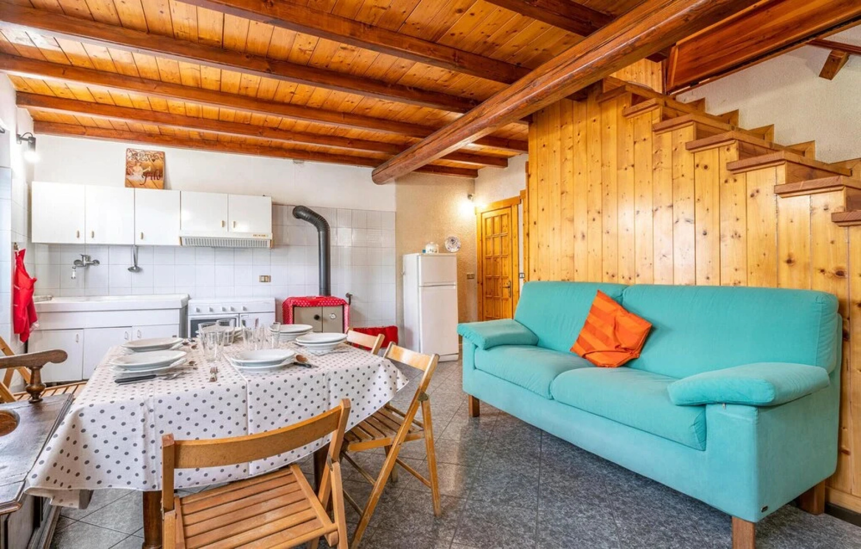 Stunning Home in Loco di Rovegno With Wifi and 2 Bedrooms