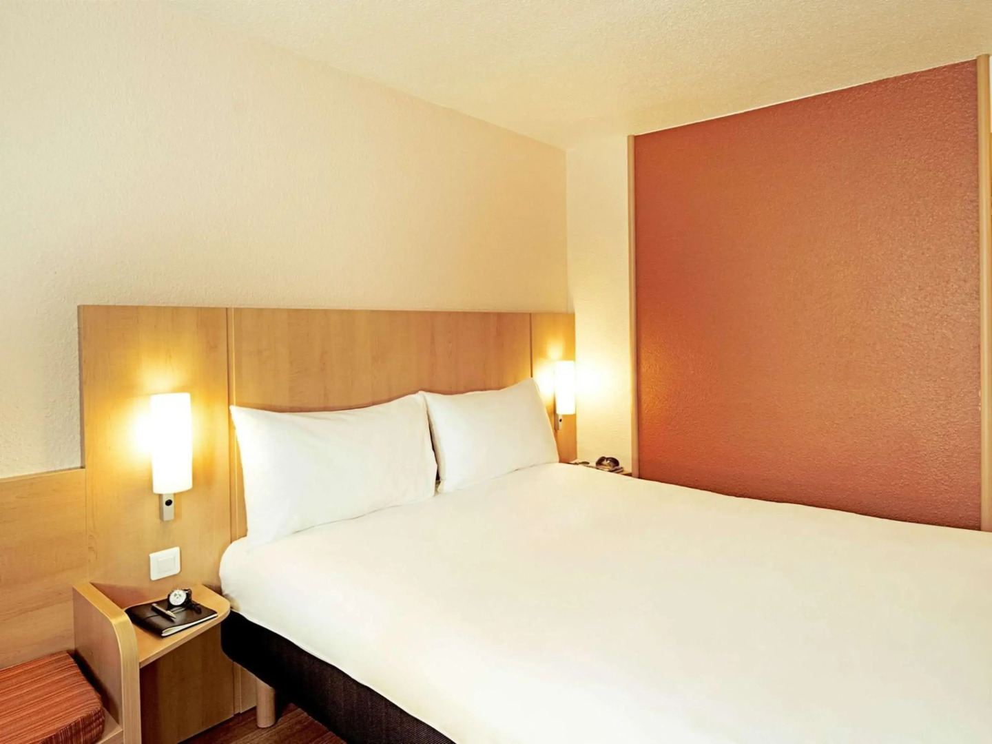 ibis Rotherham