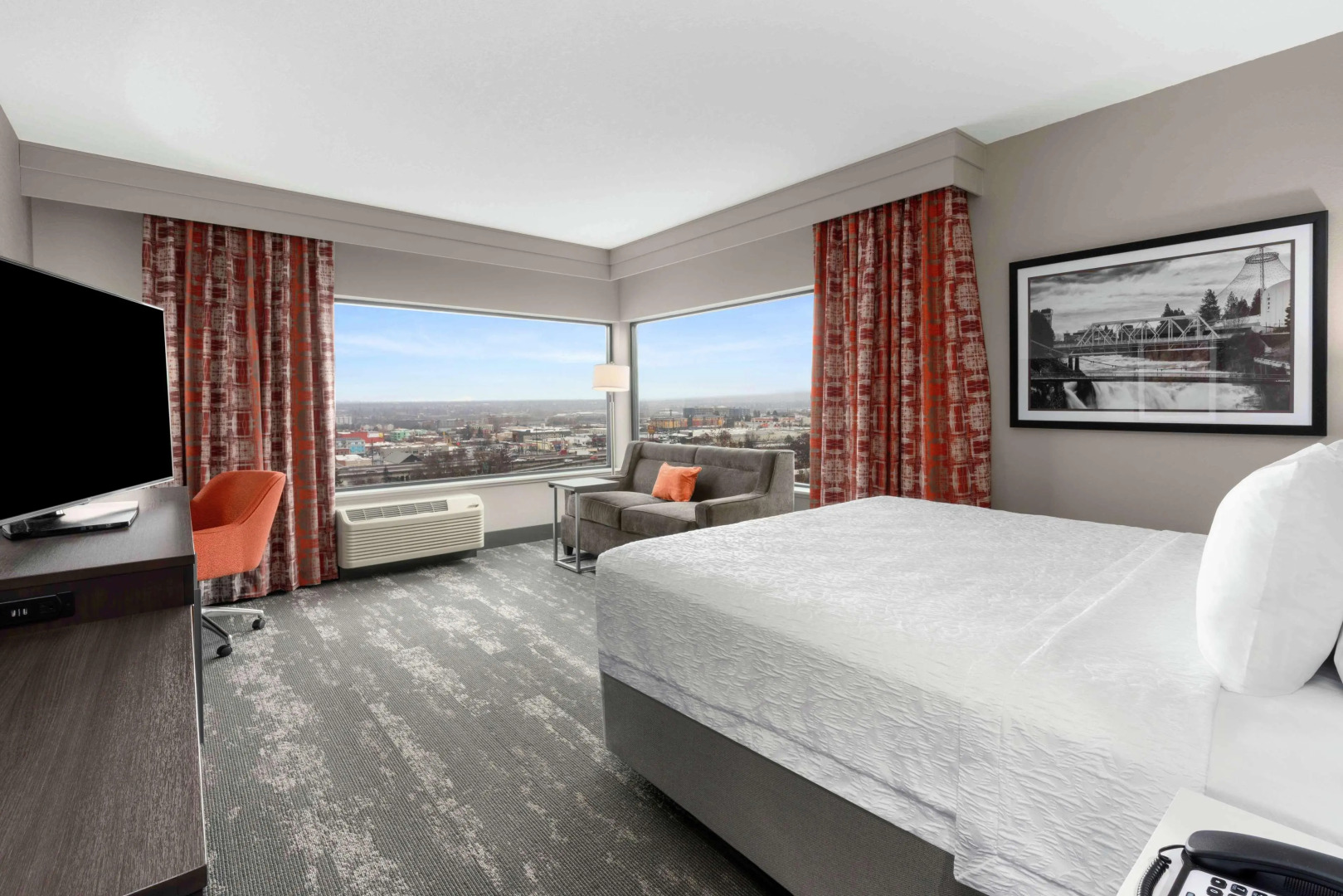 Hampton Inn & Suites Spokane Downtown-South