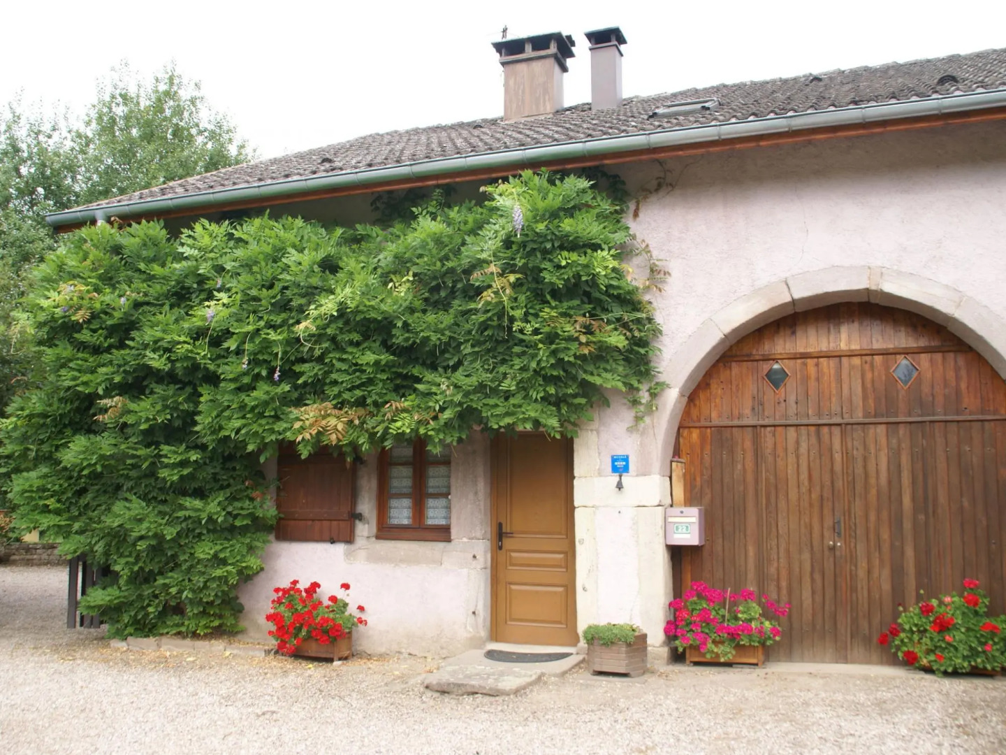 Beautiful Holiday Home in La Chapelle-aux-bois With Garden