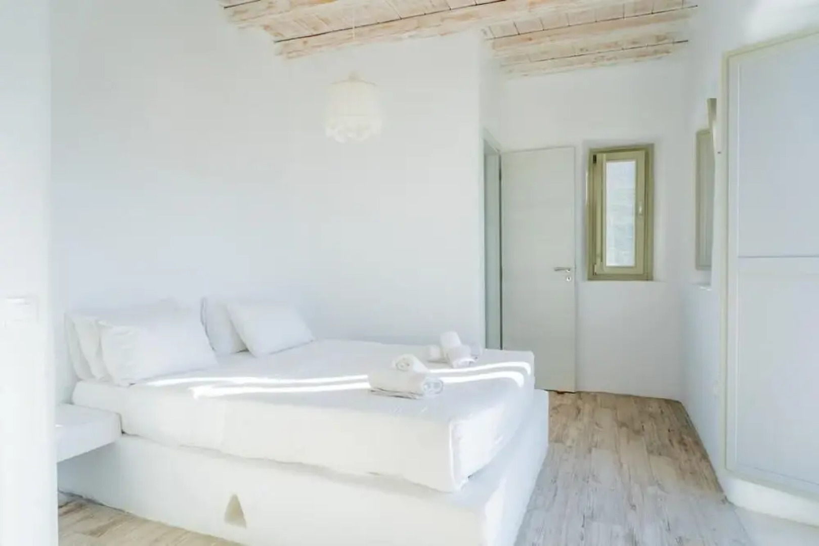 Mykonian Leisure Villas & Suites